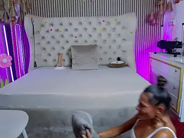 Stripchat Watch Live Sex Cams of PlayfulShow