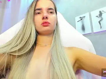 Stripchat Free Live Porn of Donna_Evans