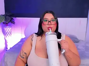 Stripchat Best live sex cam show of tifanny_bigboobs11