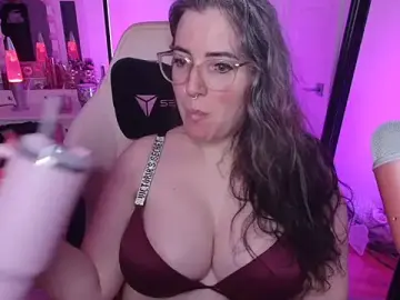 Stripchat Free Porn Cam of rachelbrooksxx