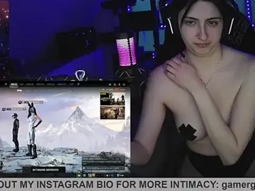Stripchat Live Porn of Gamergirl-Linela