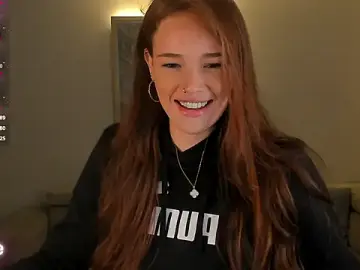 Stripchat Free Porn Cam of CorinneRusso