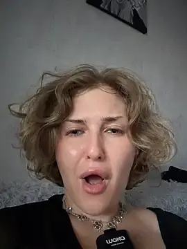 Stripchat Live Sex of KellyKeler