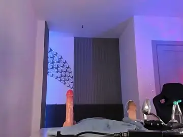 Stripchat Live Porn of MiraVelle_