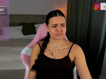 Stripchat Sex Cam of EvaRaider