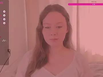 Stripchat Free Live Porn of kira_lm