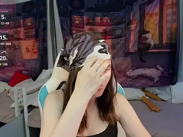 Stripchat Live Sex of KiraDuvall