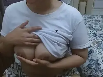 Stripchat Live Sex of Lovelywife786