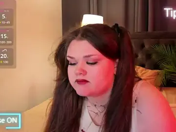 Stripchat Live Porn of meow_weow