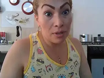 Stripchat Adult Webcams of Layla-Astrum