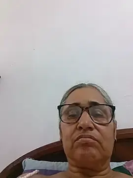 Stripchat Live Porn of _candi