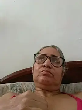 Stripchat Best Webcam of _candi