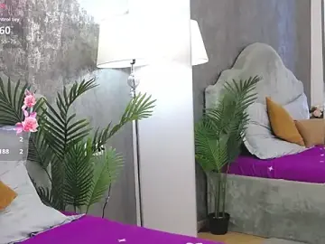 Stripchat Best live sex cam show of LisaCroft
