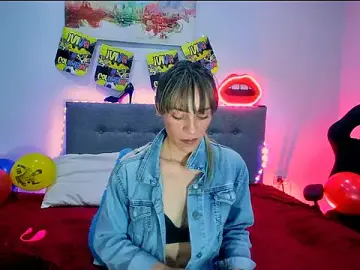 Stripchat Free Porn Cam of Lorena_sweet33