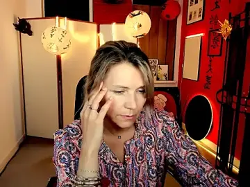 Stripchat Live Sex Cam of NicoleHitman