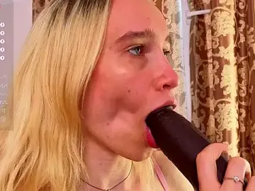 Stripchat Best live sex cam show of Ilsy_Merous