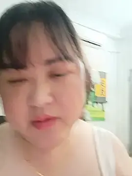 Stripchat Sex Cam of Kee-kimlee