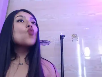 Stripchat Best live sex cam show of SarahStones