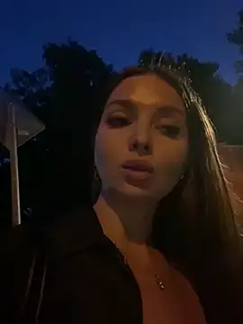 Stripchat Best Webcam of KrisMagnoly