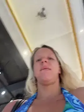Stripchat Free Live Porn of LikaCat