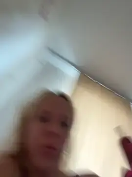 Stripchat Sex Cam of LikaCat