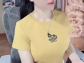 Stripchat Free Porn Cam of Agnelynn