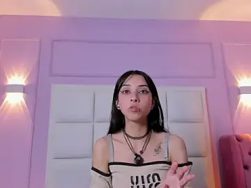Stripchat Live Porn of Kari_Evans