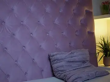 Stripchat Live Sex of MaiaMini