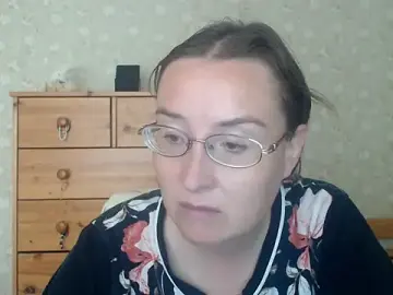 Stripchat Live Sex Cam of Smart_Rose