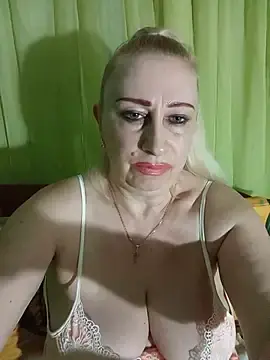 Stripchat Best live sex cam show of Esenia505