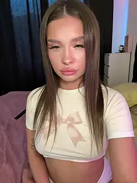 Stripchat Free Porn Cam of BeautyBella_