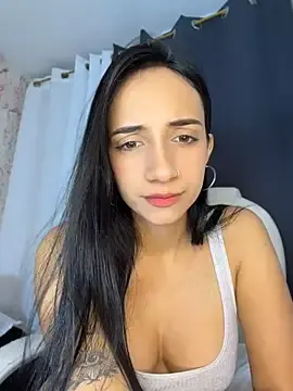 Stripchat Sex Cam of UrNewFantasy