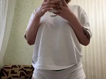 Stripchat Live Sex Cam of peachpuf
