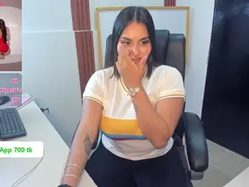 Stripchat Sex Cam of Jeen_Taylor