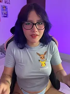 Stripchat Free Live Porn of reicos_