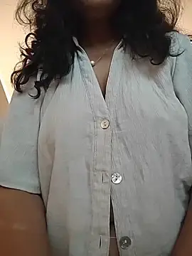Stripchat Free Porn Cam of NakedMILFx