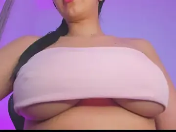 Stripchat Nude Webcam of nathyy_garcia