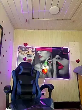Stripchat Free Live Porn of susan_mooree
