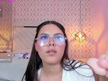 Stripchat Live Porn of CLARA_WARD1