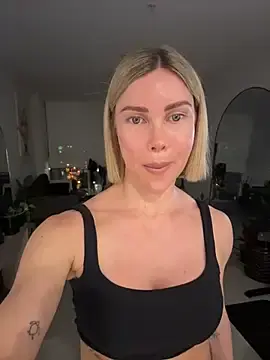 Stripchat Nude Webcam of raeparks