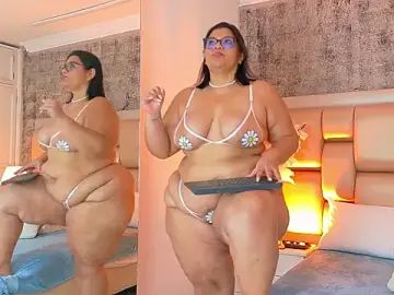 Stripchat Private Sex Chat of SelennaCooper