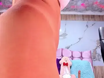 Stripchat Live Sex Cam of Nicolee19