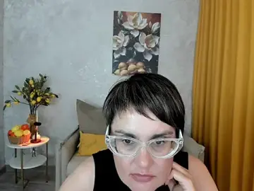 Stripchat Live Sex of MayaNoire