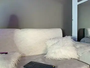 Stripchat Free Porn Cam of Zoee_8