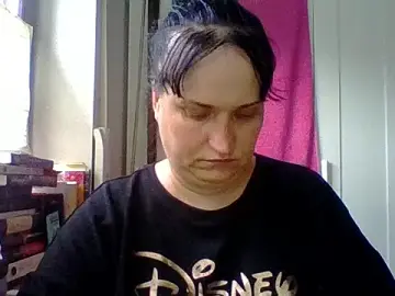 Stripchat Adult Webcam of _squirty_cum_lady_