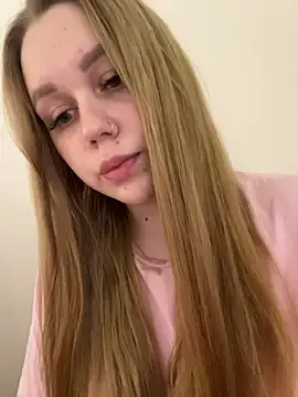Stripchat Live Sex Cam of Marylallka5