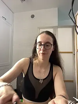 Stripchat Free Porn Cam of MartiniiSelenna