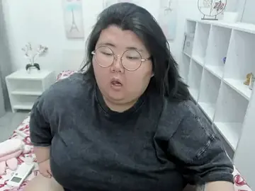 Stripchat Live Porn of Nadine_asian