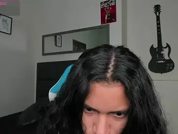 Stripchat Free Porn Cam of Julieta_Parker