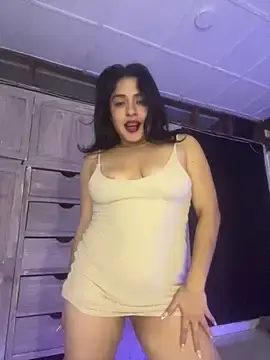 Stripchat Free Porn Cam of EmilyNoir1